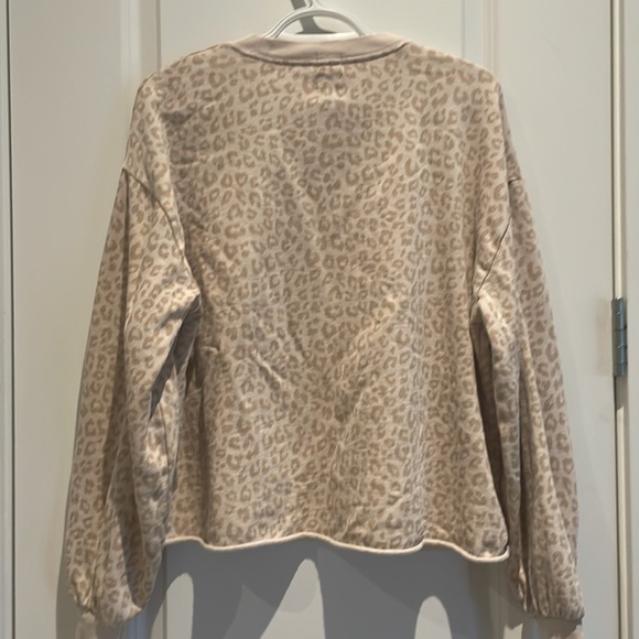 Lightweight sweater - Picture 4 of 4